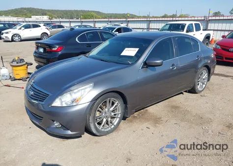 2013 Infiniti G37 Journey z USA, uszkodzony, nr VIN JN1CV6AP6DM723804